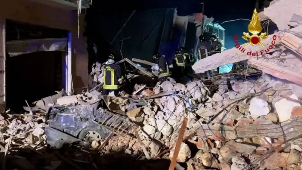 Derrumbe de un edificio en Sicilia: tres muertos y seis desaparecidos.