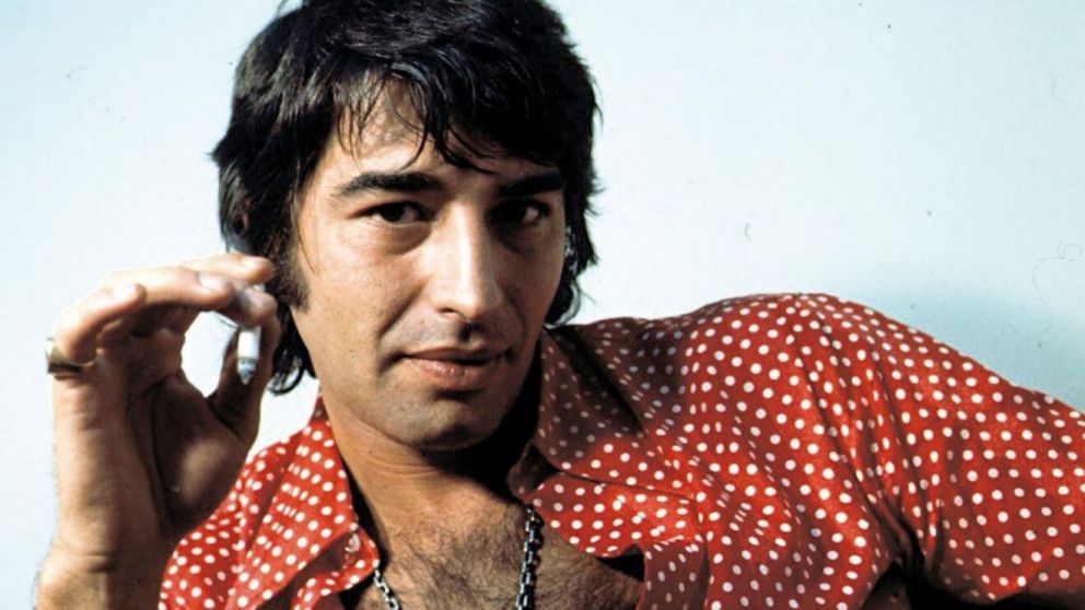 Sandro, entre el rock y la balada romántica.