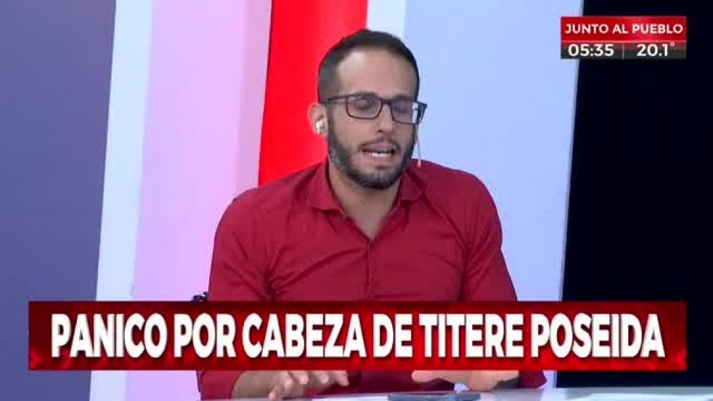 Pánico por una cabeza de títere poseída por el mal.