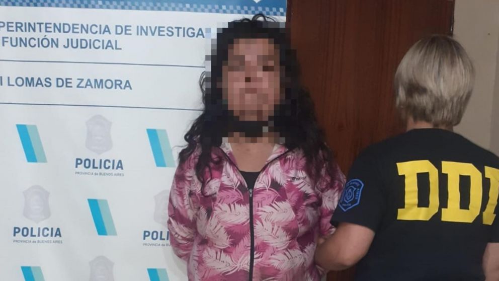 Esta es la mujer, de 50 años, que fue detenida por resolución de los funcionarios de la Justicia.