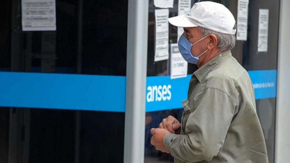 La ANSES y una ayuda para los abuelos.