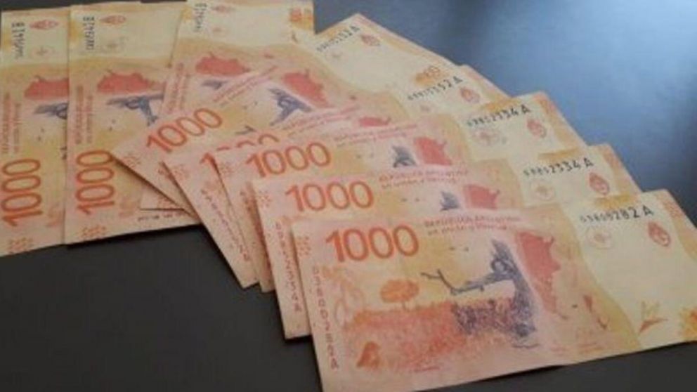 El municipio bonaerense replicó el monto del IFE en formato de voucher de compras.