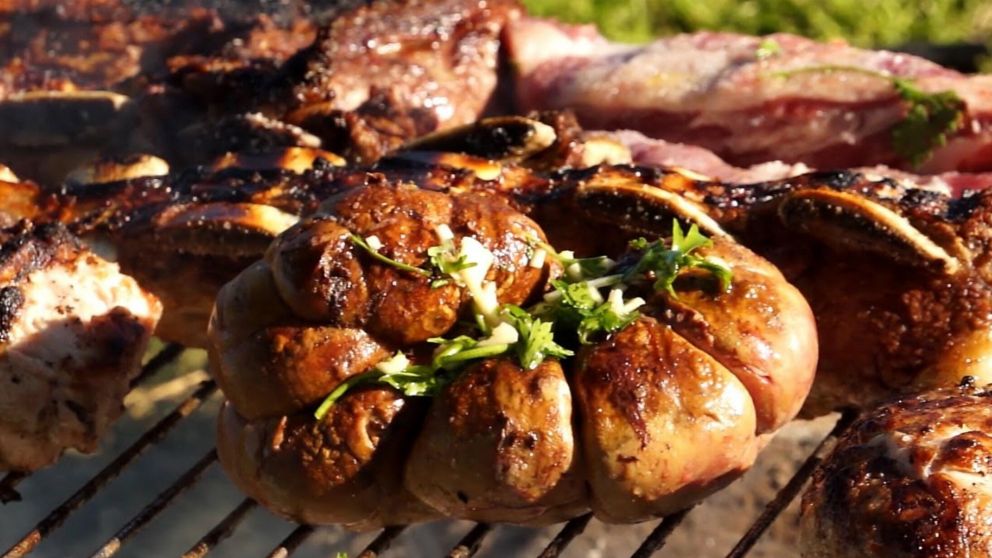 Los ri�ones a la parrilla son r�pidos y f�ciles de cocinar. 