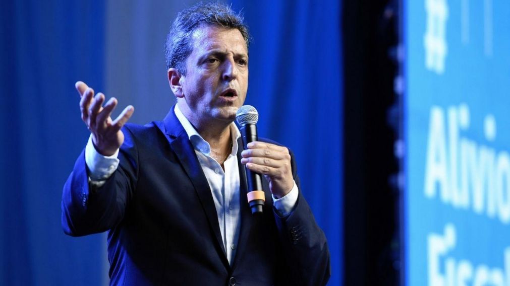 Además, se mostró esperanzado en cuanto al crecimiento de la economía.