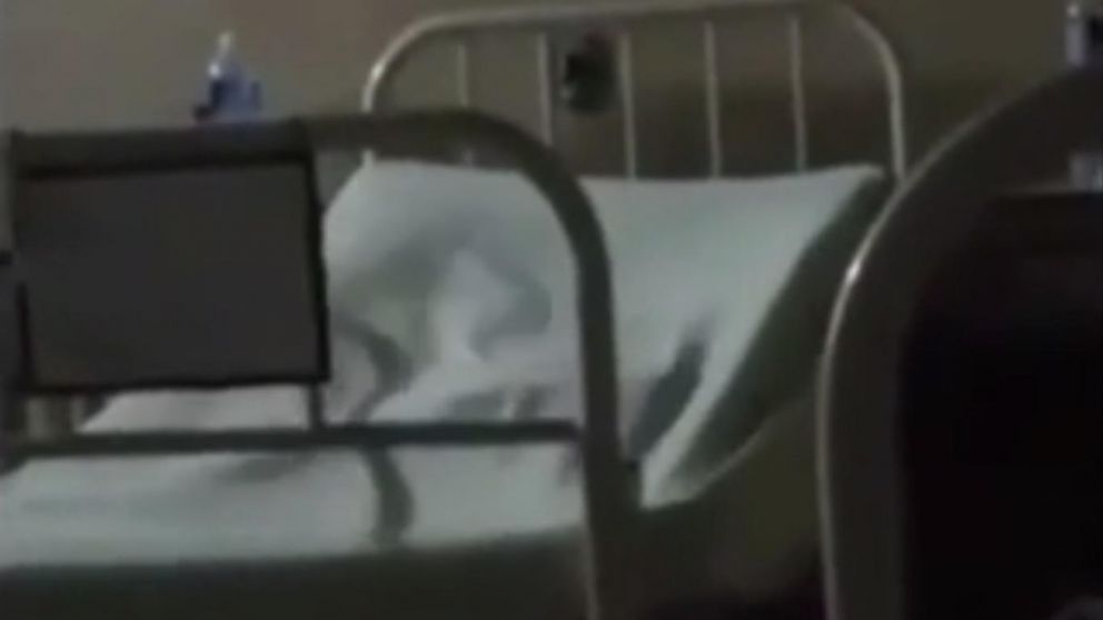 El fantasma apareció una semana consecutiva en el cuarto (Captura de video).