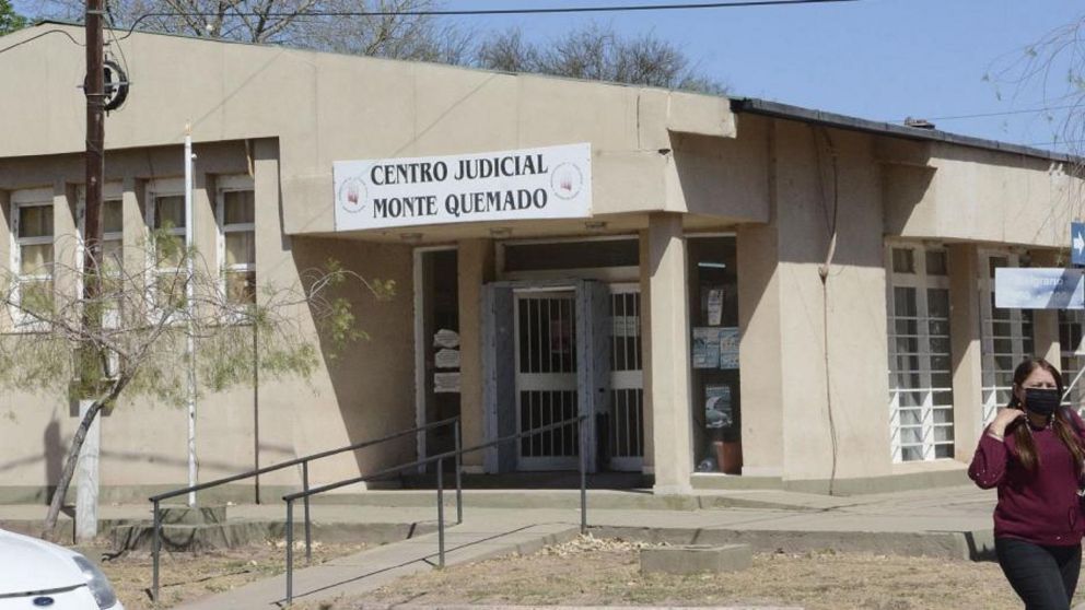 El hombre, de 70 años, le pagó $1.000 a la niña para que no dijese nada (Gentileza El Liberal).