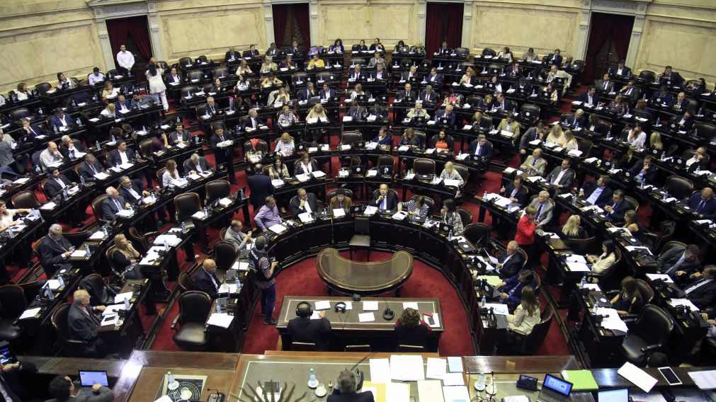 Econom�a del Conocimiento y Promoci�n del Software, dos de las iniciativas a debatir.