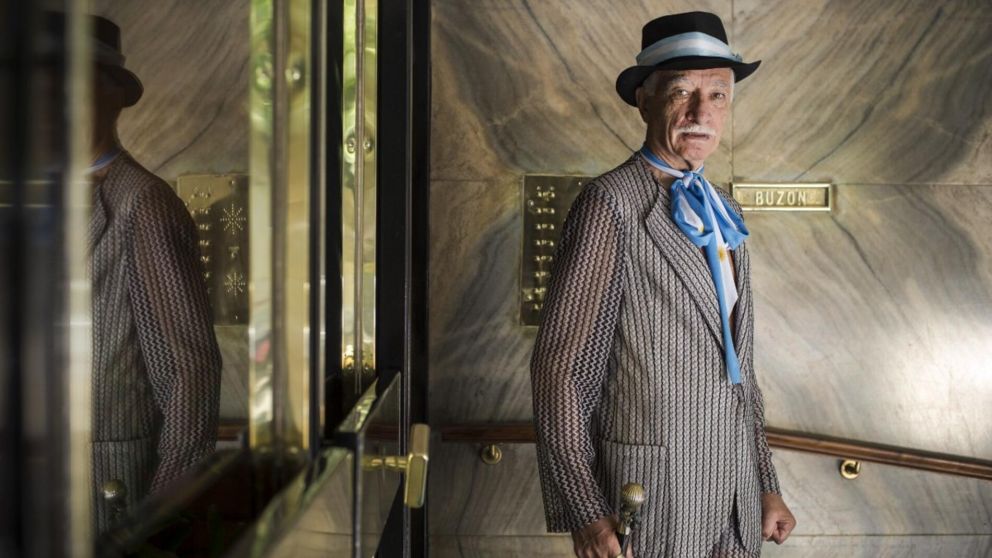 Jorge Williams reivindica su oficio desde hace 69 años.