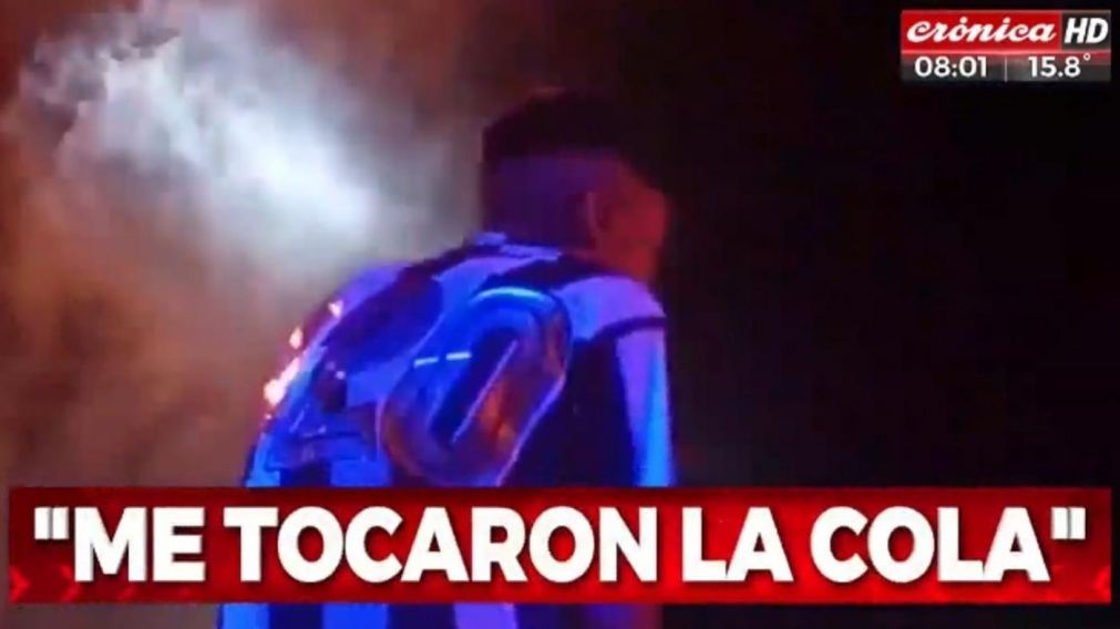 L-Gante suspendió un show en San Luis porque un fan subió al escenario y le tocó la cola a una bailarina.