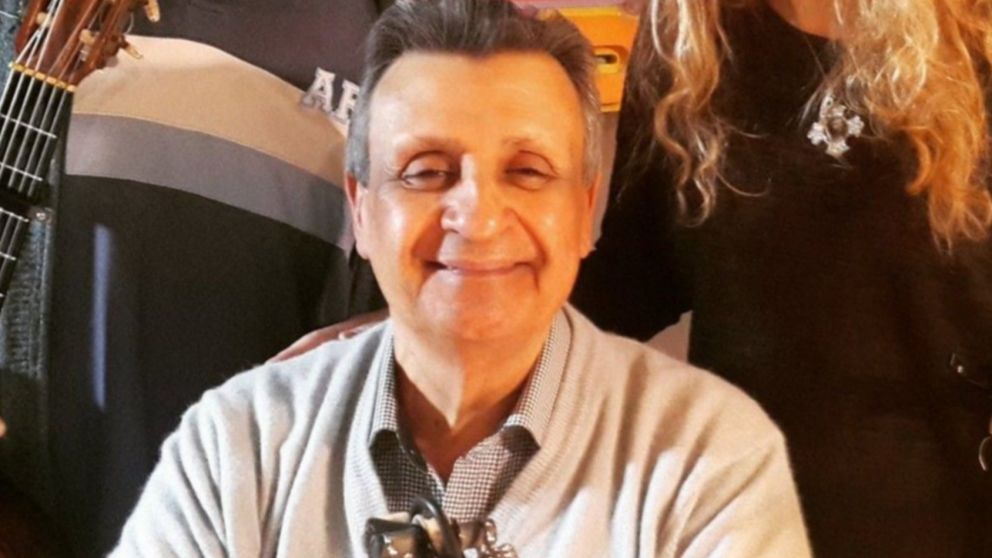 El periodista había sufrido una descompensación el sábado y murió el domingo.