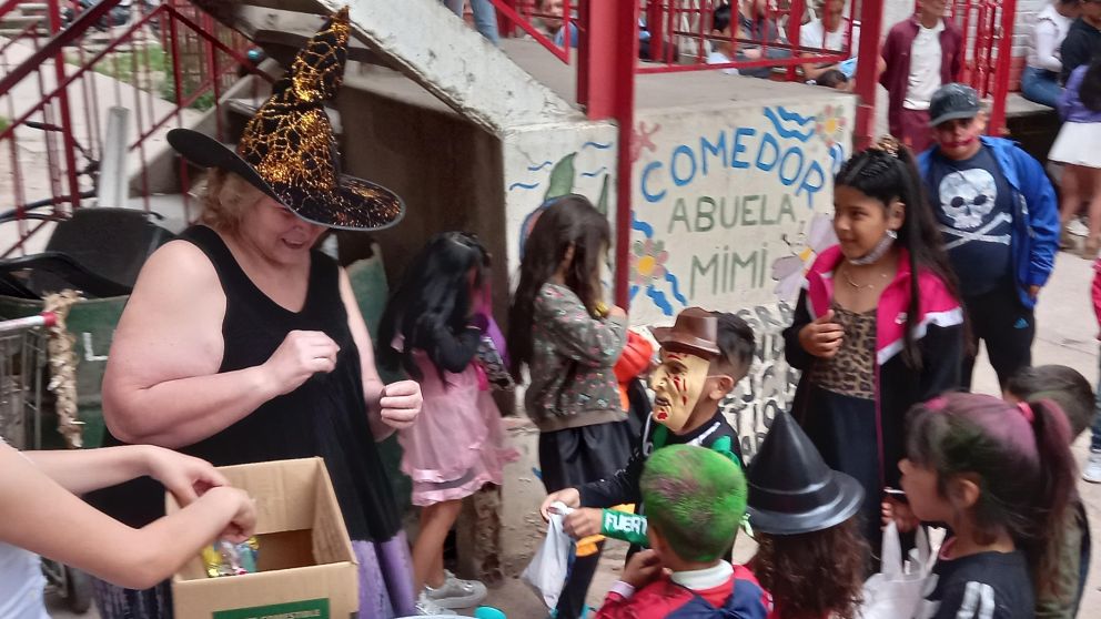 El comedor y merendero "Abuela Mimi" alimenta a 170 familias.