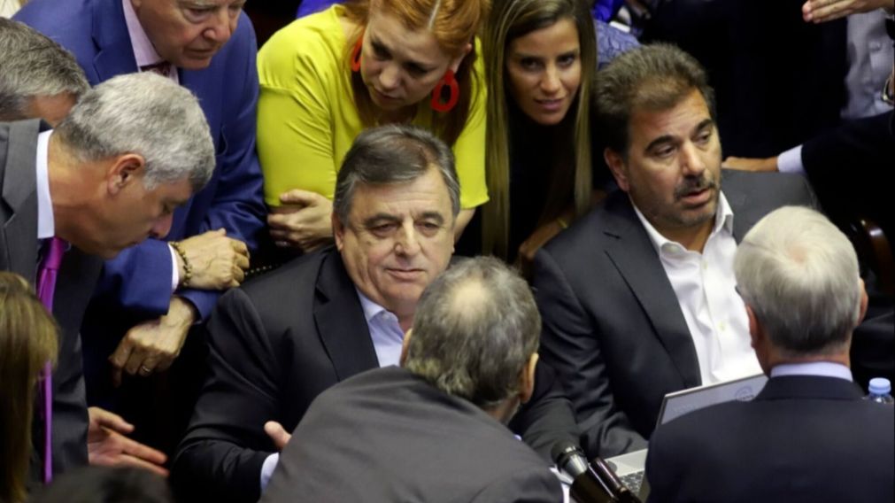 Mario Negri y Cristian Ritondo, junto a Juan Manuel López, firmaron el comunicado de los diputados de Juntos por el Cambio.