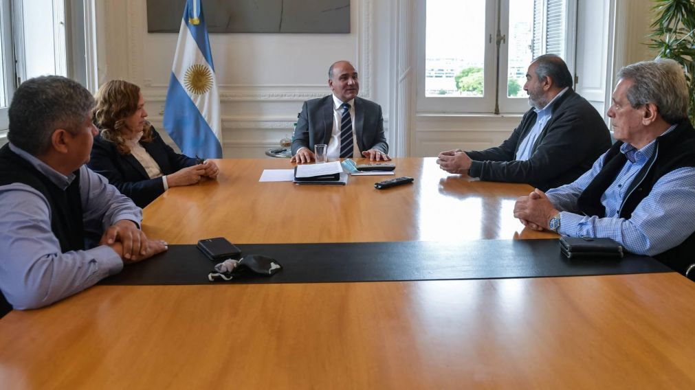 Juan Manzur recibió a la cúpula de la CGT.