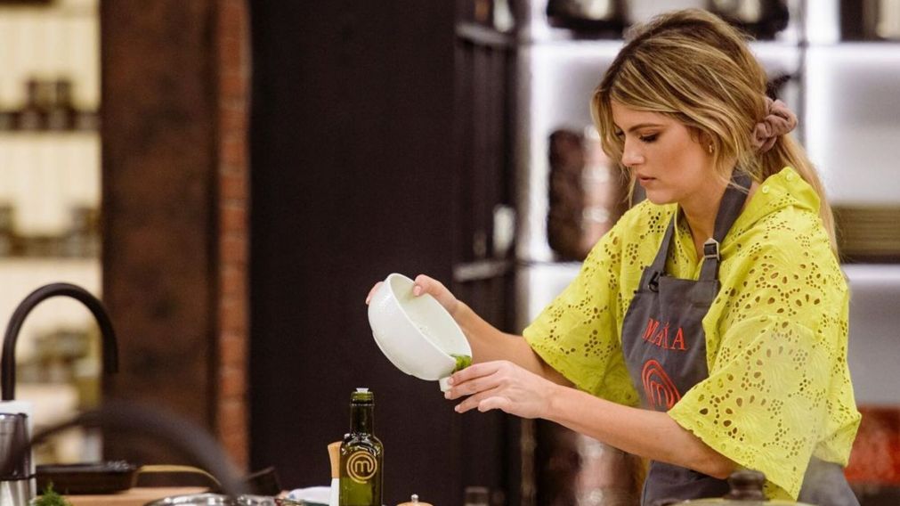 Mary no sabía cómo empanar una milanesa