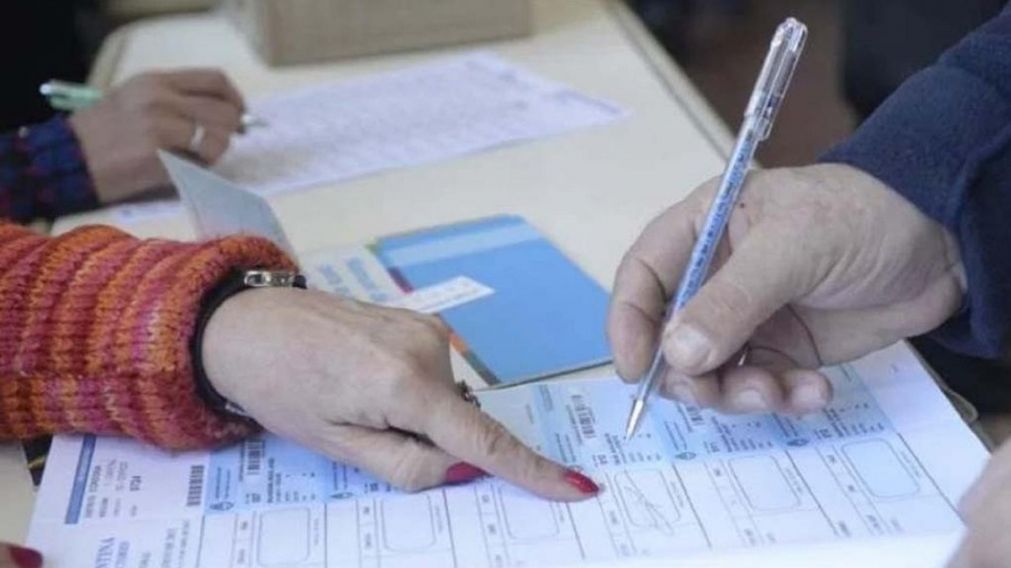 Los menores de 18 años tienen la obligación de votar en las elecciones generales.