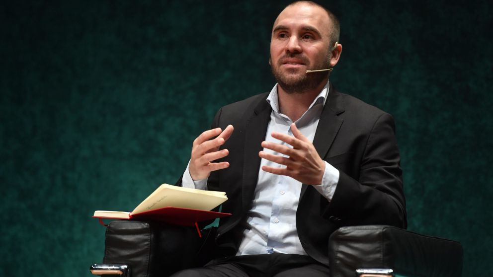 Guzmán busca renegociar la deuda contraída con el FMI durante el gobierno macrista.