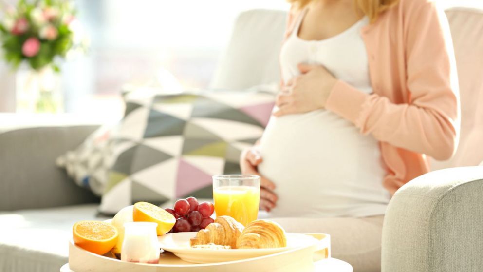 La consulta nutricional es vital a la hora de iniciar un proceso reproductivo.