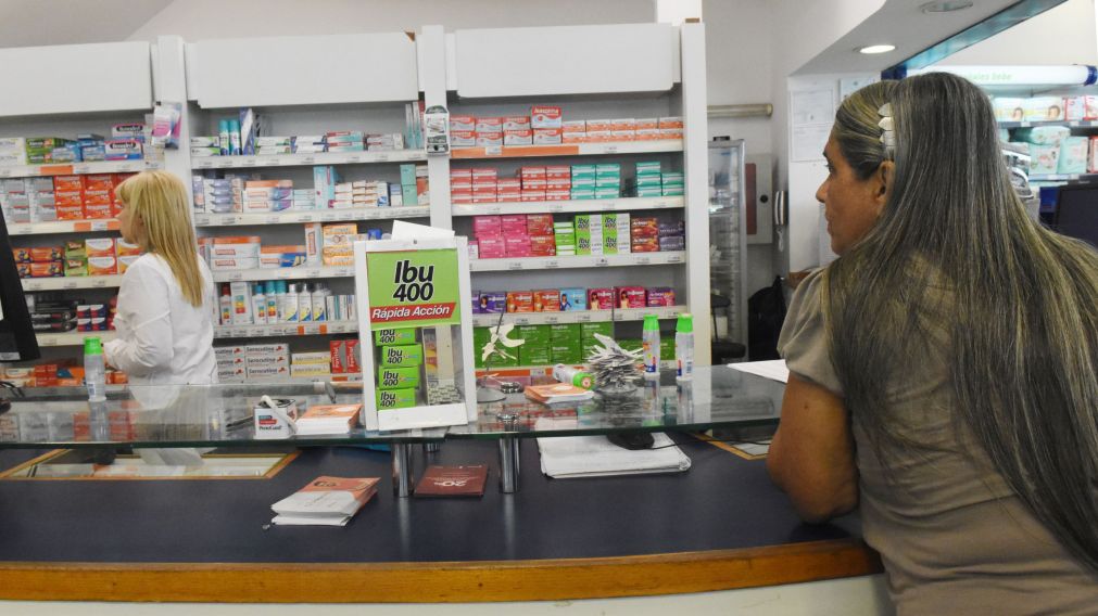 Se garantizan remedios gratuitos para los afiliados.