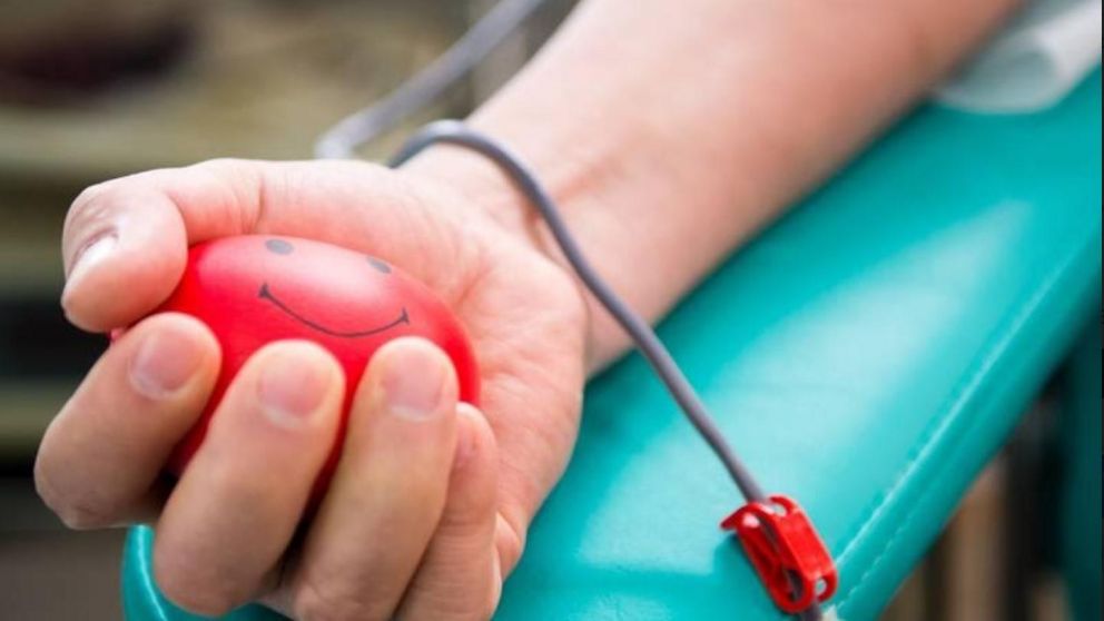 "Si del 3 al 5% de los ciudadanos concurre a donar 2 veces al año se cubre el 100% de las necesidades del país", destacó la médica consultada.