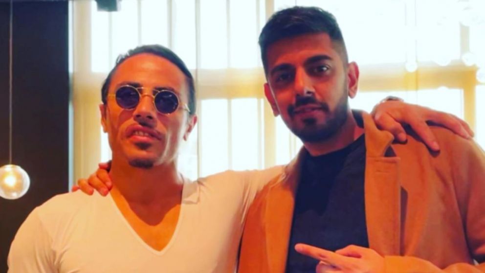 Salt Bae junto a Chiraag Suchak.