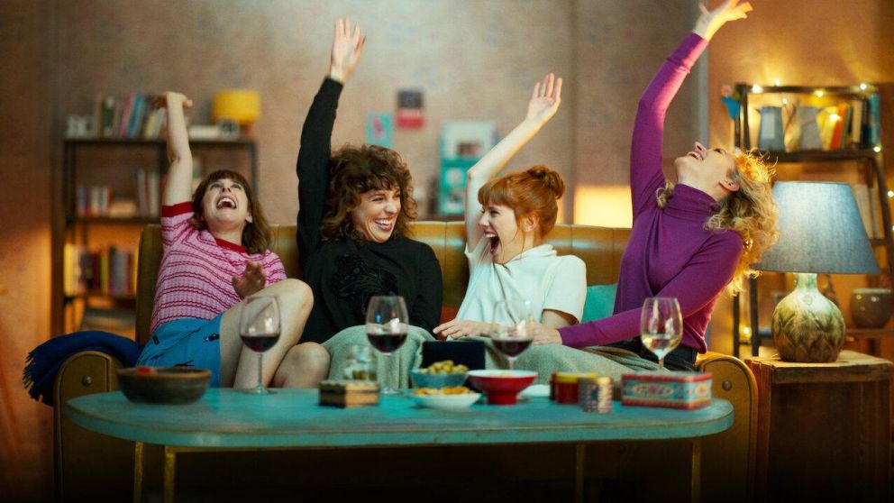 La serie "Valeria" es considerada por muchos como un canto a la amistad, y tambi�n posee numerosas escenas sexuales.