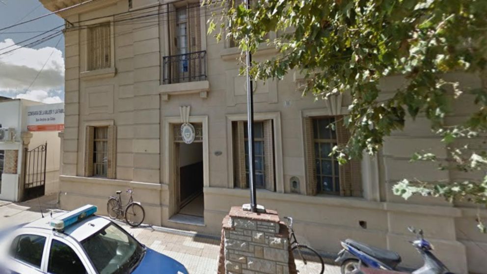 Efectivos policiales de la comisar�a de San Andr�s de Giles capturaron a los sospechosos.