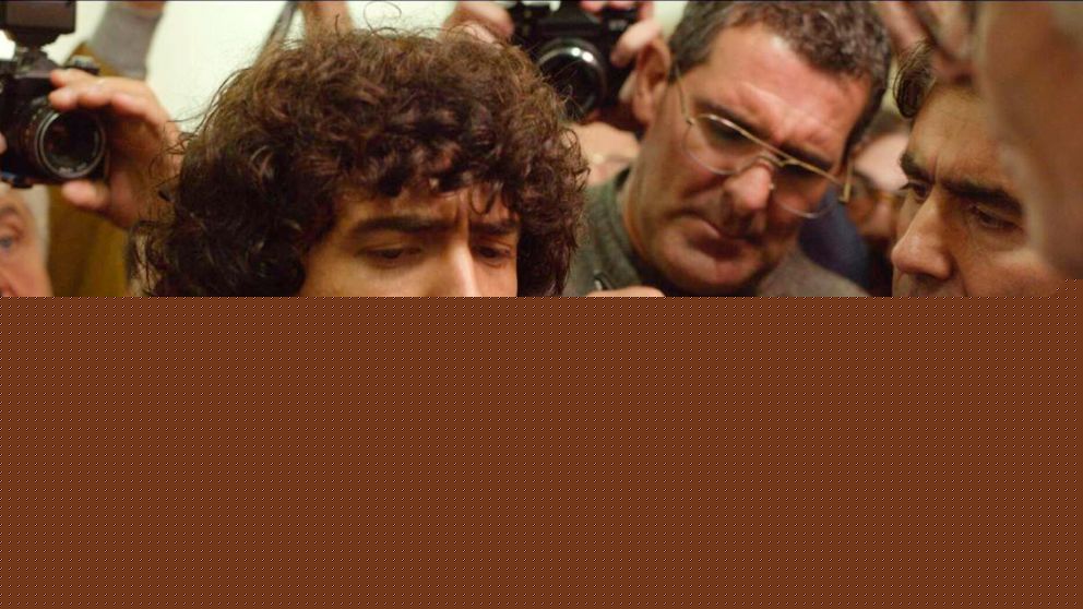 Nazareno Casero como Diego Maradona en Sueño Bendito.