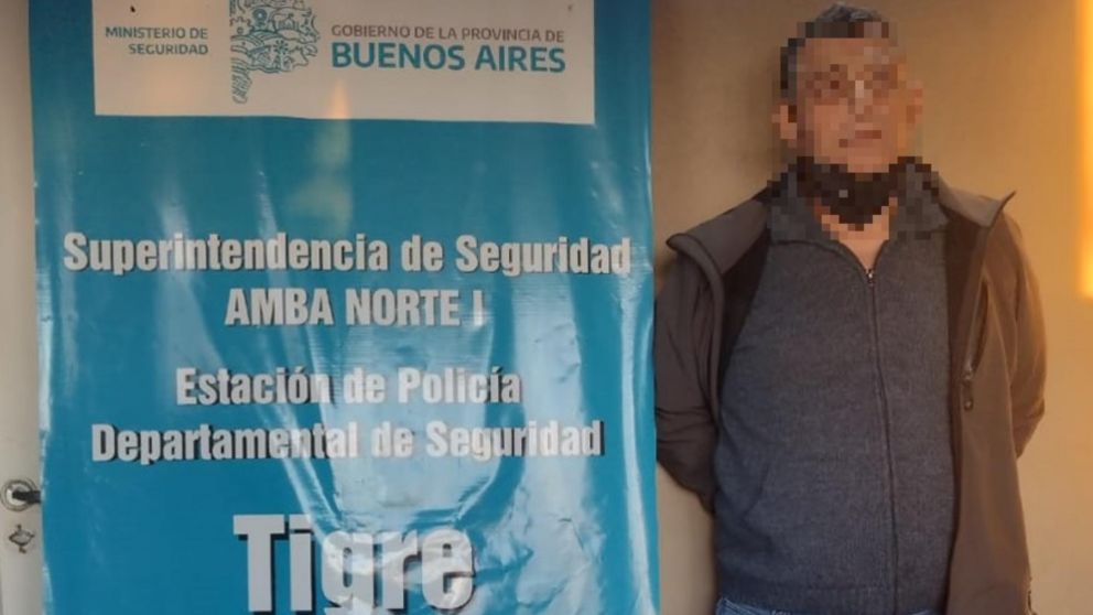 Este es el individuo que fue detenido por los investigadores policiales.