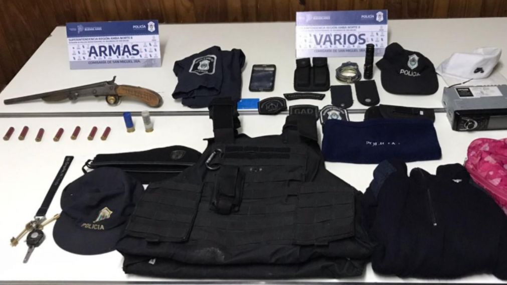 Estos son los diversos elementos que la v�ctima del asalto ten�a dentro del veh�culo.