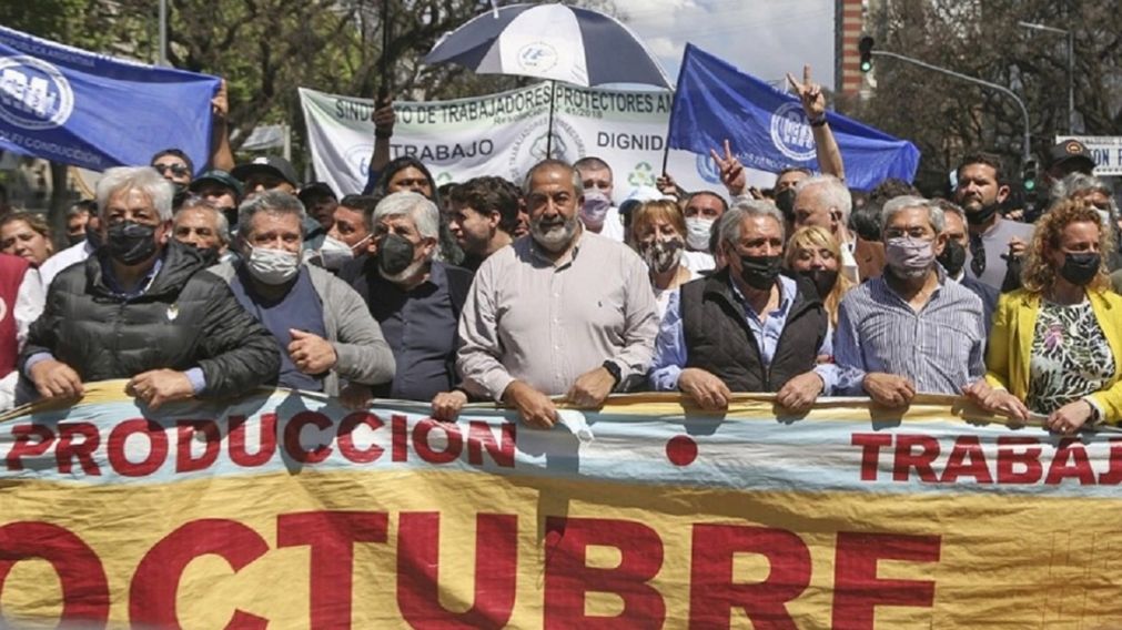 La c�pula de la CGT en la reciente marcha del D�a de la Lealtad.