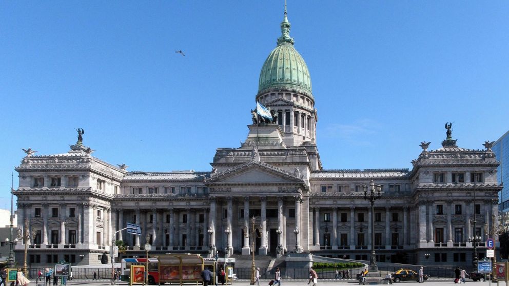 En las Elecciones generales se eligirán diputados y senadores nacionales y provinciales.