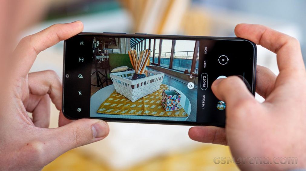 La crisis que atraves� el sector sirvi� para impulsar la creaci�n de nuevos smartphones de gama baja, el Moto E20, el Samsung Galaxy A02, el ZTE Blade A51, el TCL L10 Lite, el Quantum Switch 5" y el Alcatel 1L,