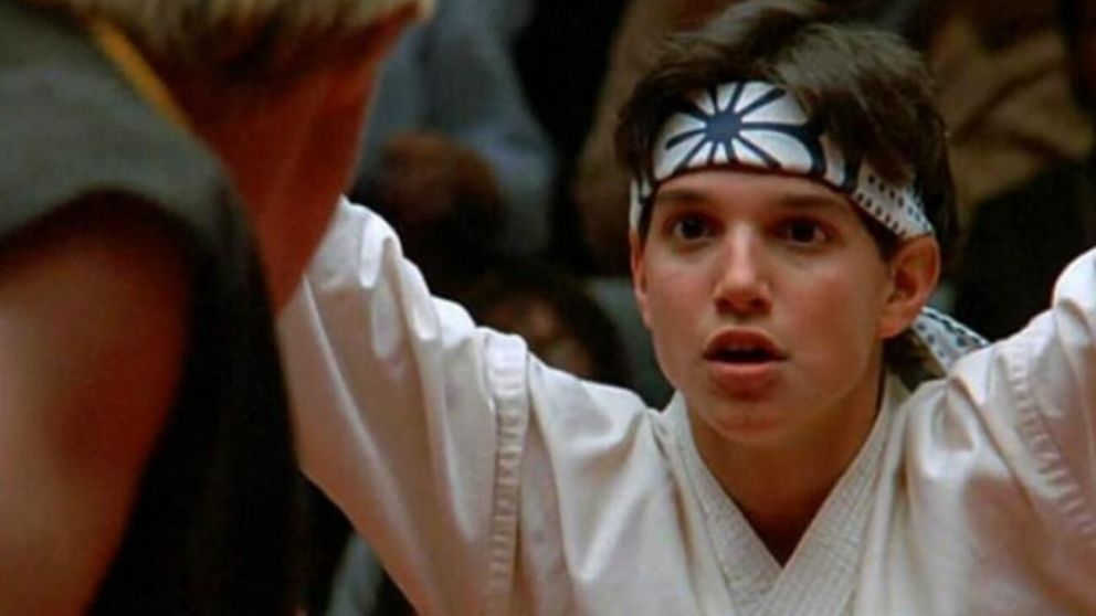 Ralph Macchio y su grulla salvadora.