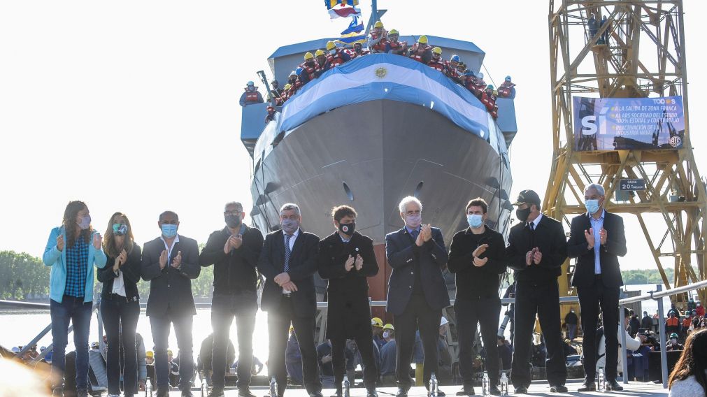 Industria naval: el Astillero Río Santiago botó un buque luego de nueve años