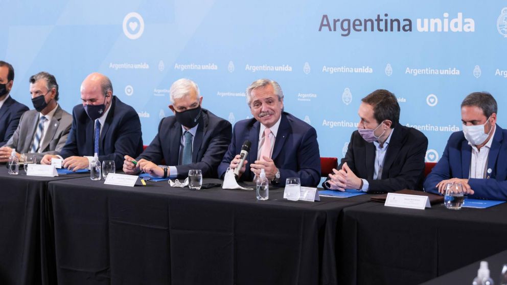 Alberto Fernández encabezó el lanzamiento del proyecto de Desarrollo Sostenible de la cadena vitivinícola.