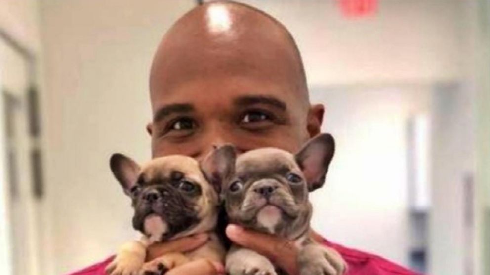 El veterinario condenado por violar perros se llama Prentiss K. Madden.