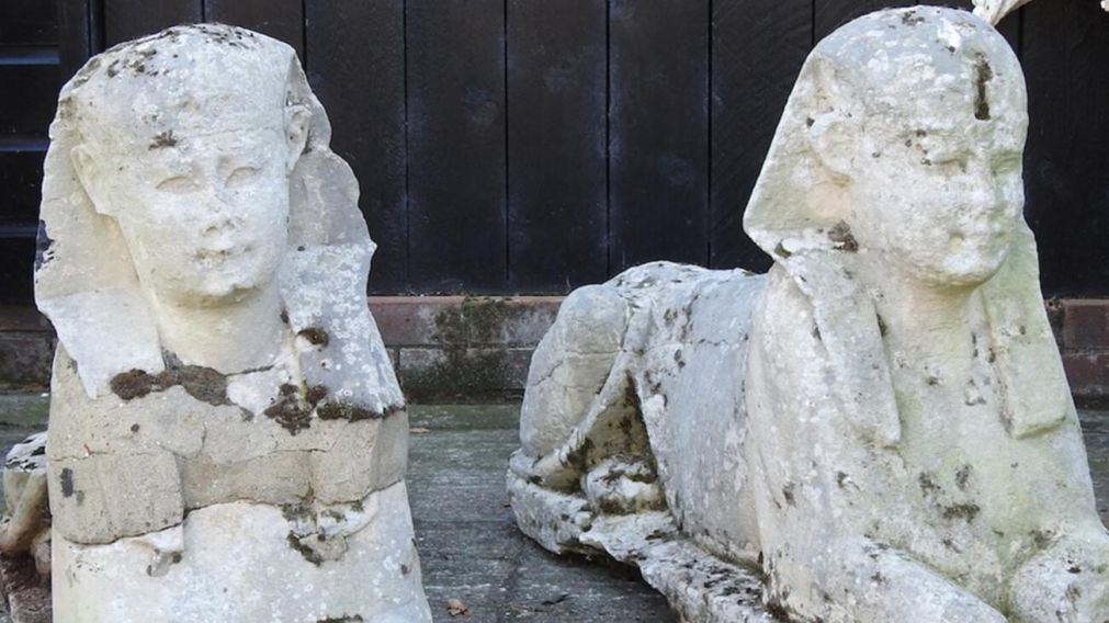 Las esfinges pertenecían al Antiguo Egipto (Mander Auctions.co.uk).