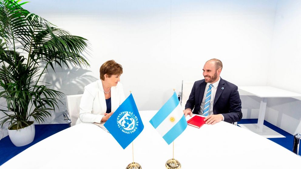 Martín Guzmán y Kristalina Georgieva, la titular del FMI, se reunirán nuevamente este martes en Washington.