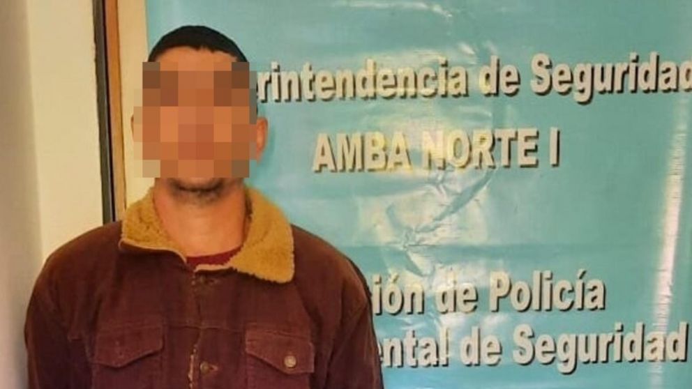 El individuo, de 36 años, fue arrestado por los pesquisas en el barrio El Rincón de Milberg, en Tigre.