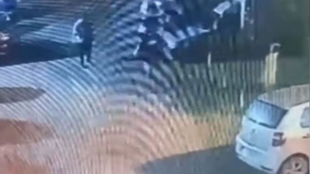 La violencia en City Bell ahora a manos de los rugbiers.
