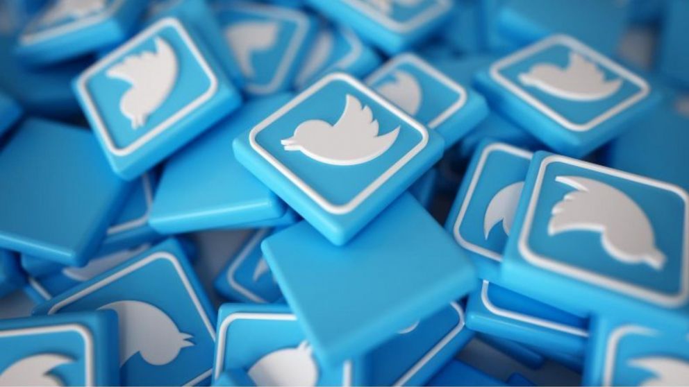 En el medio del apagón de Facebook, Twitter y Telegram reportan fallas de sistema por el aluvión de actividad que recibieron.