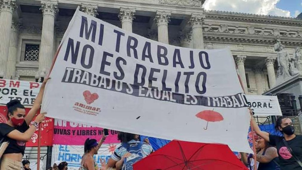 Representantes en la lucha por la regularización de la prostitución elevan sus demandas por una vejez digna.