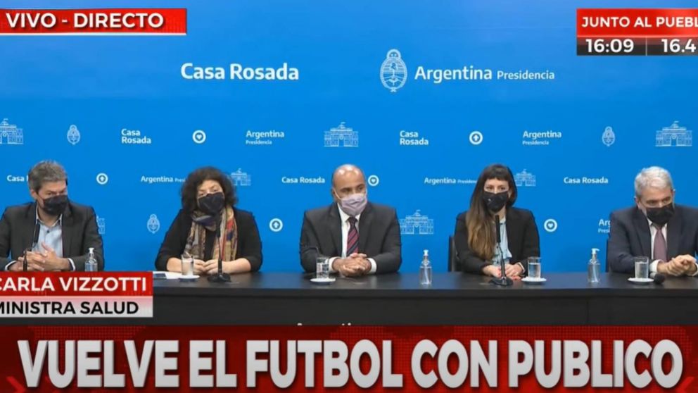 Vuelve el fútbol con público: "Será requisito tener una dosis de la vacuna".