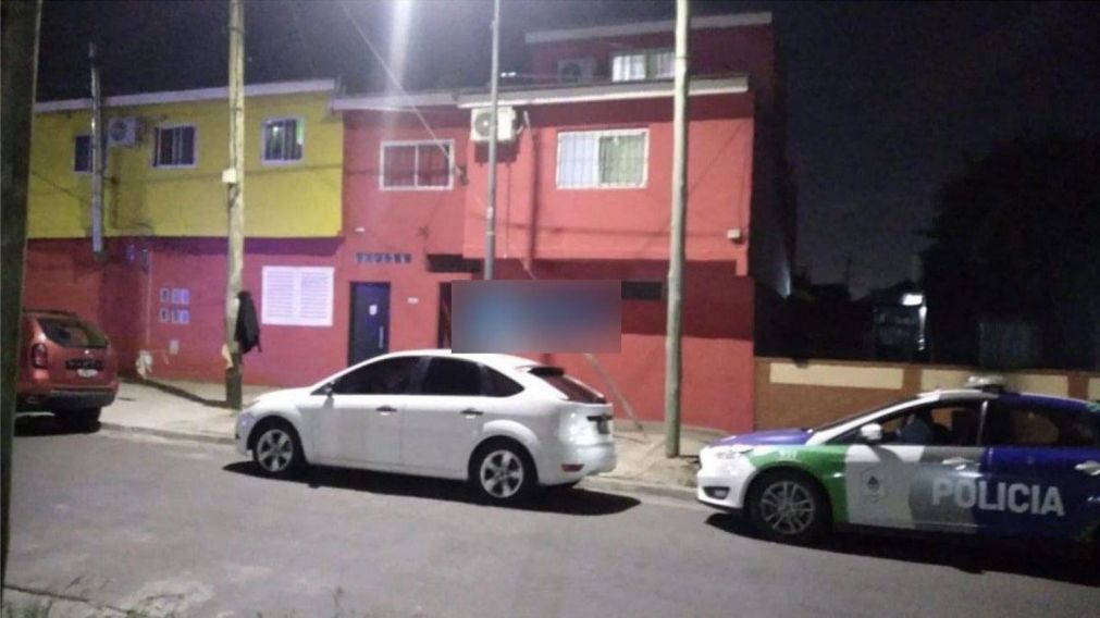 El asesinato de la nena ocurrió en un departamento ubicado en el barrio Mitre, en Villa Tesei.