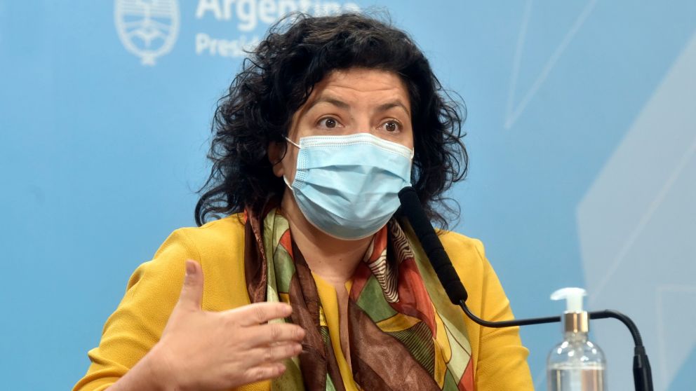 La ministra de Salud fue internada en el Sanatorio Otamendi (Archivo).