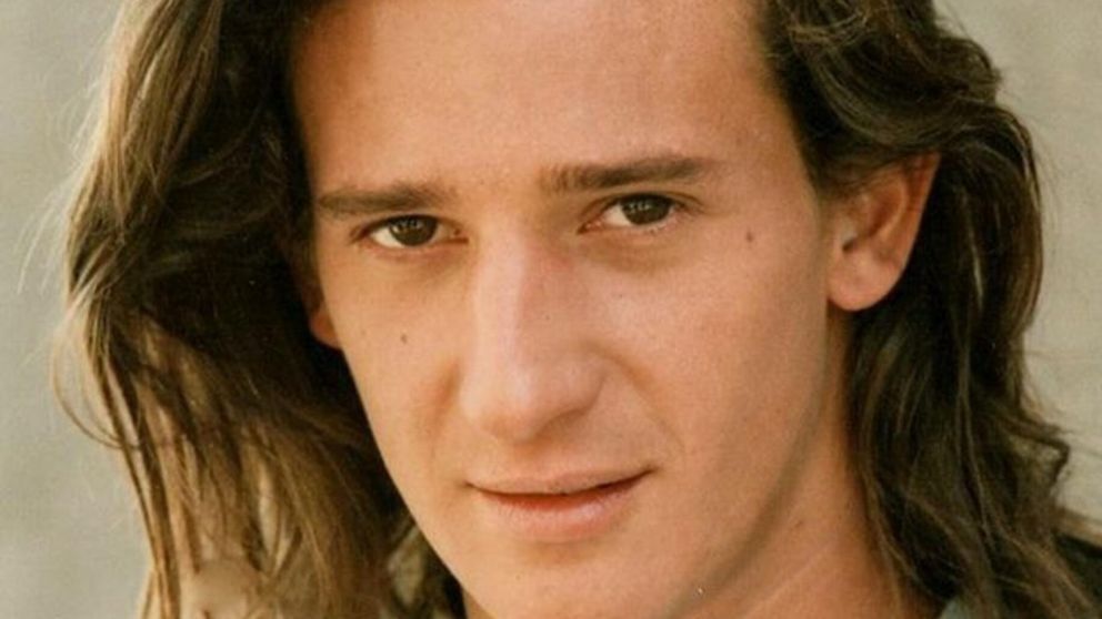 Octavio Borro, ex Jugate Conmigo,  se alej� de las c�maras hace veinte a�os y ahora es pap� de dos nenas junto a la actriz Julieta Fazzari.