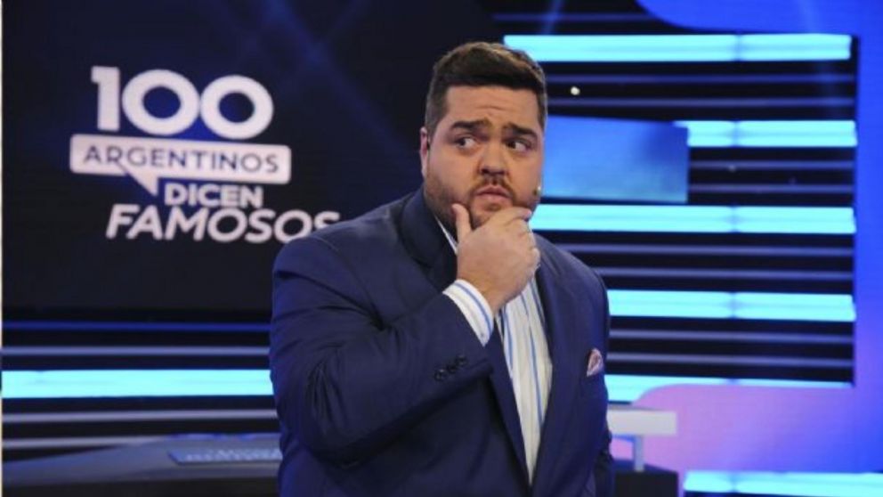 Conocé la cara detrás de la misteriosa voz que responde cuando Barassi pregunta "¿Mariano, estás ahí?".