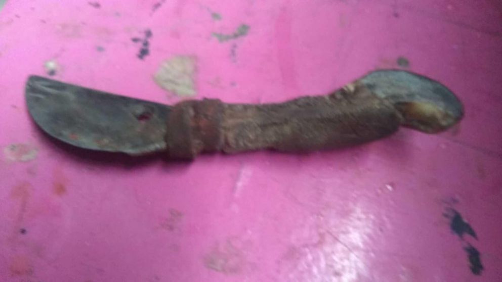 El arma blanca con la que la denunciada habr�a amenazado a la v�ctima. 