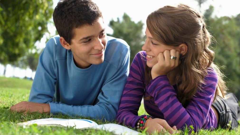 La adolescencia es una etapa en la cual comienzan los descubrimientos sexuales (Imagen ilustrativa).