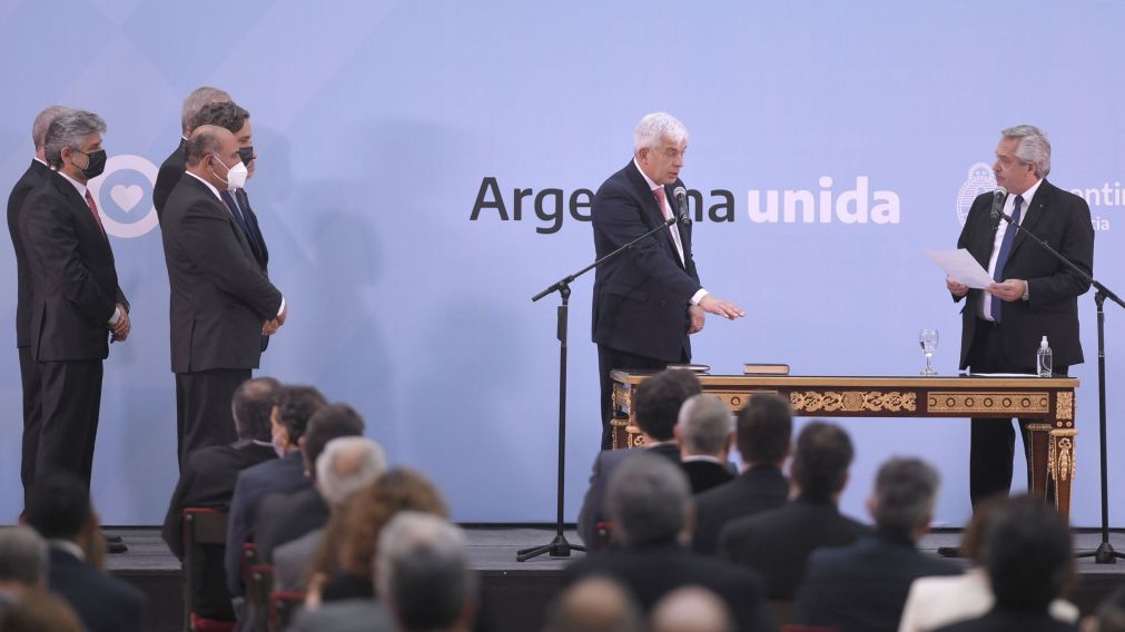 Julián Domínguez juró ayer como ministro de Agricultura, Ganadería y Pesca.